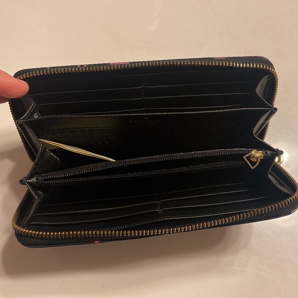 Kate spade zip around wallet with roses - Picture 5 of 12
